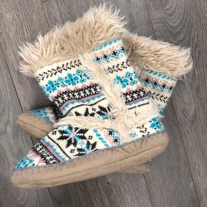 Sweater bootie slippers (indoor) sz 7
